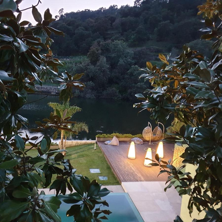 Douro Suites Ribadouro Bagian luar foto